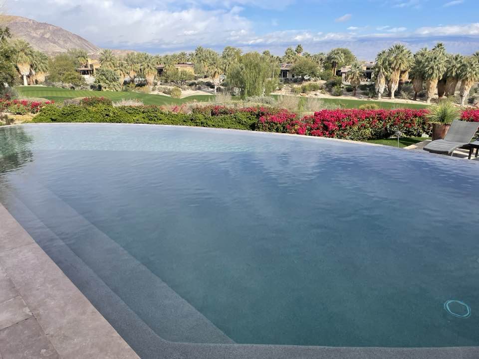 saltwater vs chlorine pools Coachella Valley