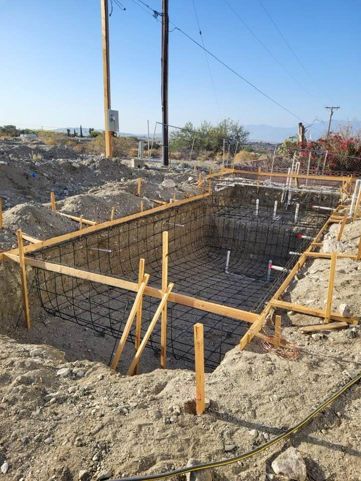 Desert Plunge Pools: The Compact, Cool Trend Sweeping Palm Springs<br />
